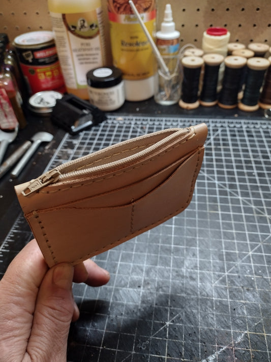 CARD WALLET WITH ZIP POCKET